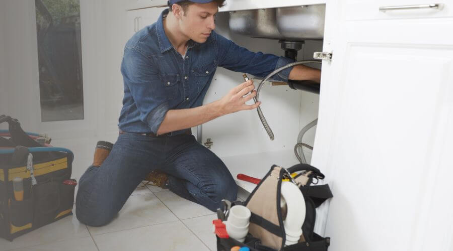 Local water heater installation in Felda, FL